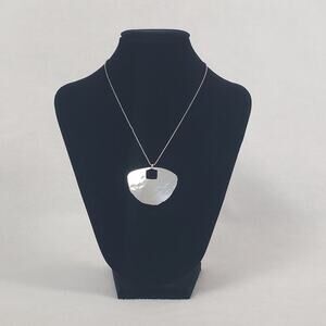 Retired Silpada Sterling Silver BIG DREAMER Hammered Pendant Necklace